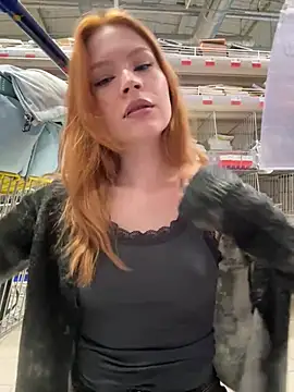 Snapshot of _Little_Ginger chatting on 02.21.26 Little Ginger online show from 02.21.26