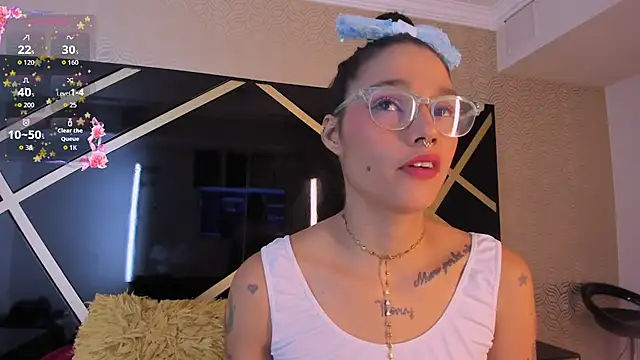 loraineblake online show from 12.15.25