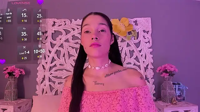 loraineblake online show from 01.13.26