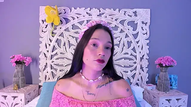 loraineblake online show from 02.03.26