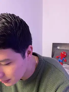 Goldenknight33 online show from 04.10.26