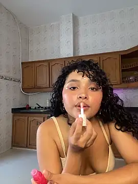 ladulcemary  online show from 02.20.26