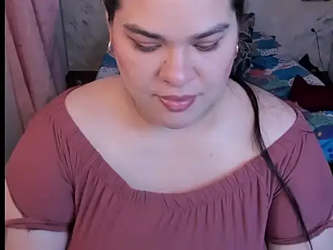 Snapshot of NinaFuentes2X chatting on 05.09.26 NinaFuentes2X online show from 05.09.26
