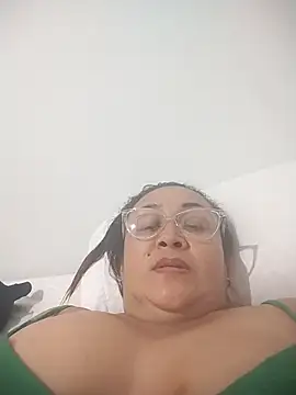 Nini Love  online show from 02.03.26