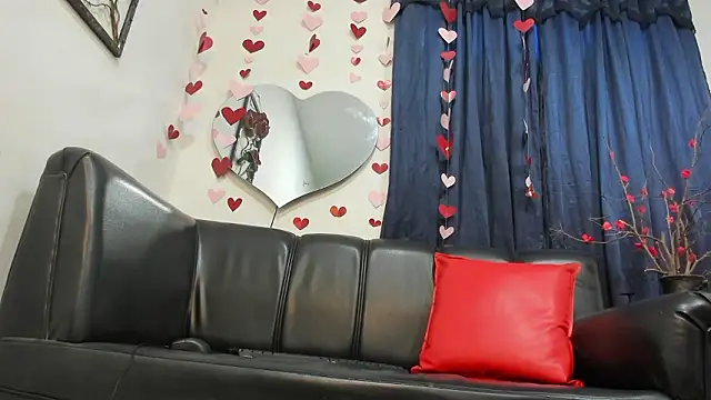 Snapshot of CaramelDesire chatting on 02.19.26 CaramelDesire online show from 02.19.26