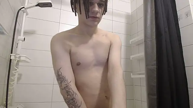 Snapshot of PeachTree chatting on 02.21.26 PeachTree online show from 02.21.26