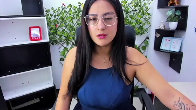 sophi hardd  online show from 02.27.26