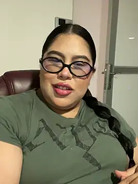 Mia Carters online show from 07.22.26