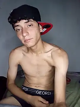 maikel23grande online show from 12.22.25