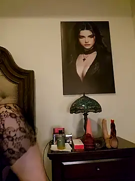 BustyVampyre online show from 12.17.25