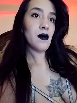Snapshot of BustyVampyre chatting on 04.27.26 BustyVampyre online show from 04.27.26