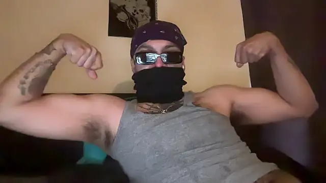 Snapshot of angelblanco chatting on 04.14.26 angelblanco online show from 04.14.26