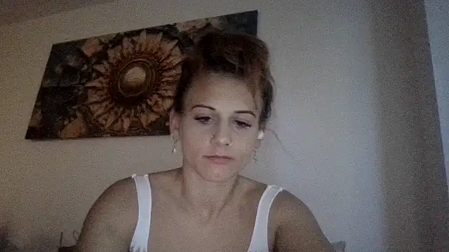 Snapshot of Bellaa25 chatting on 04.26.26 Bellaa25 online show from 04.26.26