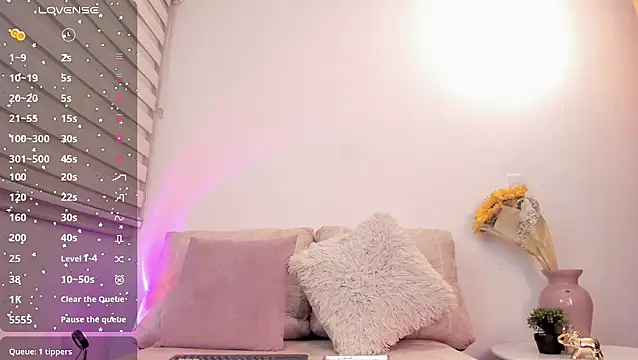 Babe sophiee1 online show from 04.17.26