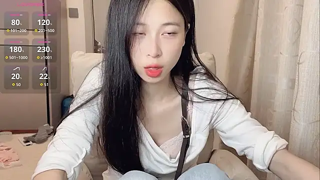 Snapshot of tiantian-160 chatting on 05.11.26 tiantian-160 online show from 05.11.26