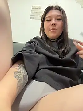 FionaMurr online show from 04.07.26