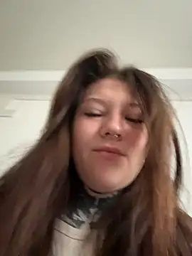 Snapshot of FionaMurr chatting on 05.19.26 FionaMurr online show from 05.19.26