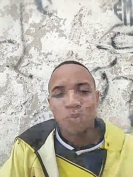 Snapshot of Andreskelly chatting on 03.04.26 Andreskelly online show from 03.04.26