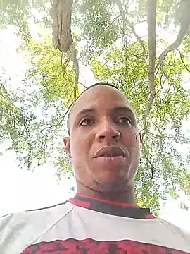 Snapshot of Andreskelly chatting on 03.10.26 Andreskelly online show from 03.10.26