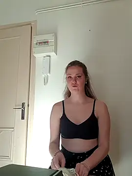 Snapshot of Vikml166 chatting on 02.24.26 Vikml166 online show from 02.24.26