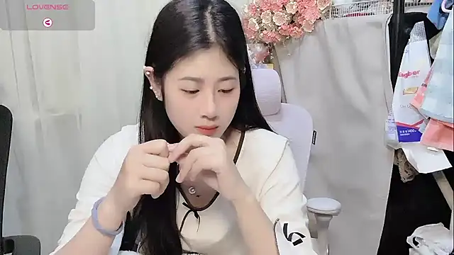 Yvonne-07 online show from 03.17.26