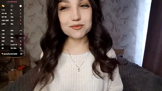 Qwami Amie online show from 04.23.26