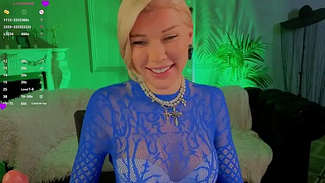 Lindsi Luvviv online show from 04.13.26