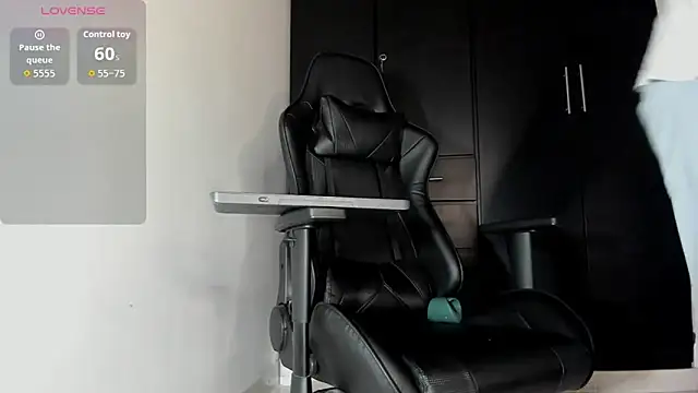 Liam Mateo online show from 01.14.26