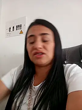 sara nina online show from 12.21.25