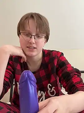 Snapshot of Lassie_Cassie chatting on 02.08.26 Lassie Cassie online show from 02.08.26