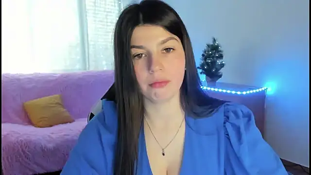 KisaModel online show from 12.21.25