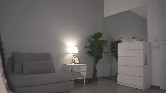 ValexieLux online show from 04.22.26