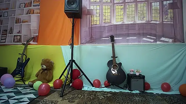 Snapshot of moghelslay chatting on 02.16.26 moghelslay online show from 02.16.26