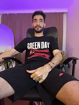  YOURHERO online show from 02.22.26