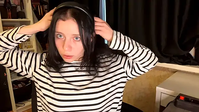 Eva blo0m online show from 01.11.26