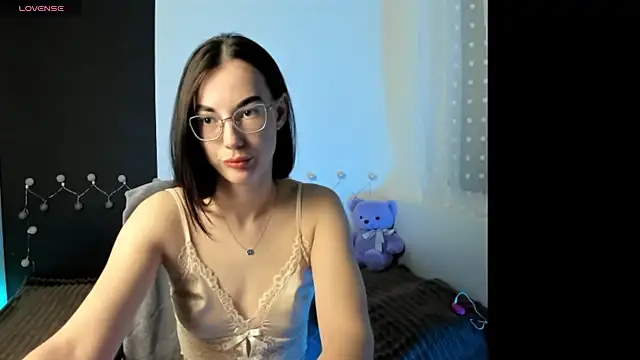 Snapshot of EmmaJacson chatting on 02.04.26 EmmaJacson online show from 02.04.26