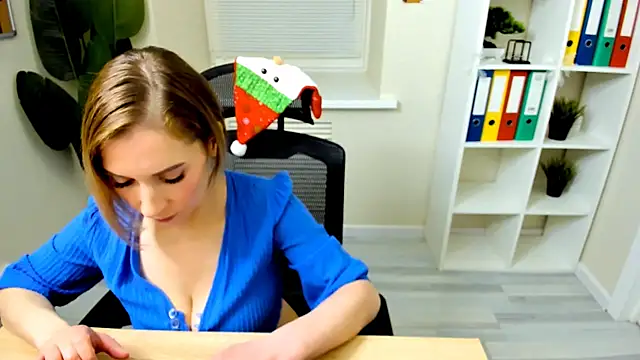 DakotaShelton online show from 12.21.25