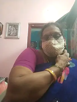 Snapshot of sarala_telugu chatting on 05.30.26 sarala telugu online show from 05.30.26
