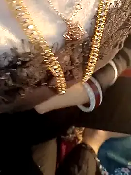 Snapshot of BEST-LOVER-1 chatting on 12.19.25 BEST-LOVER-1 online show from 12.19.25