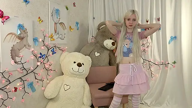 Snapshot of ViollaBloom chatting on 01.09.26 ViollaBloom online show from 01.09.26