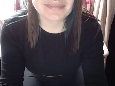 Snapshot of 666maskgirl chatting on 05.15.26 666maskgirl online show from 05.15.26