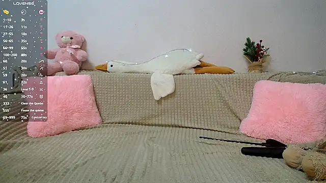 Vero VibeCharm online show from 12.14.25