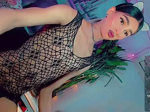 agathaferrer3 online show from 03.28.26