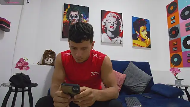 Snapshot of MagnusKnight_ chatting on 03.04.26 MagnusKnight online show from 03.04.26