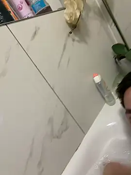 Snapshot of Juliann69Ramiro chatting on 02.21.26 Juliann69Ramiro online show from 02.21.26