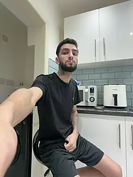 Snapshot of Juliann69Ramiro chatting on 02.23.26 Juliann69Ramiro online show from 02.23.26