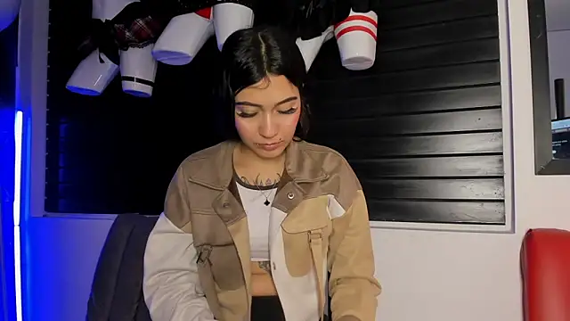 MiaFox 03 online show from 02.06.26