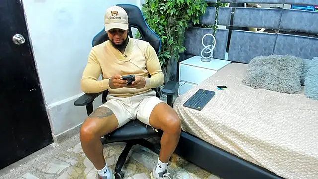 Snapshot of jay_jhonson01 chatting on 02.04.26 jay jhonson01 online show from 02.04.26