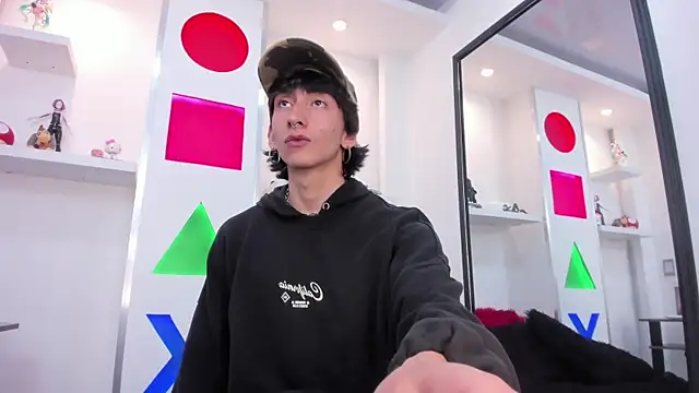 Cody Bloom online show from 12.18.25