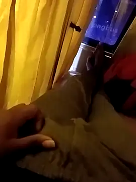 Snapshot of loki-king-143 chatting on 02.14.26 loki-king-143 online show from 02.14.26